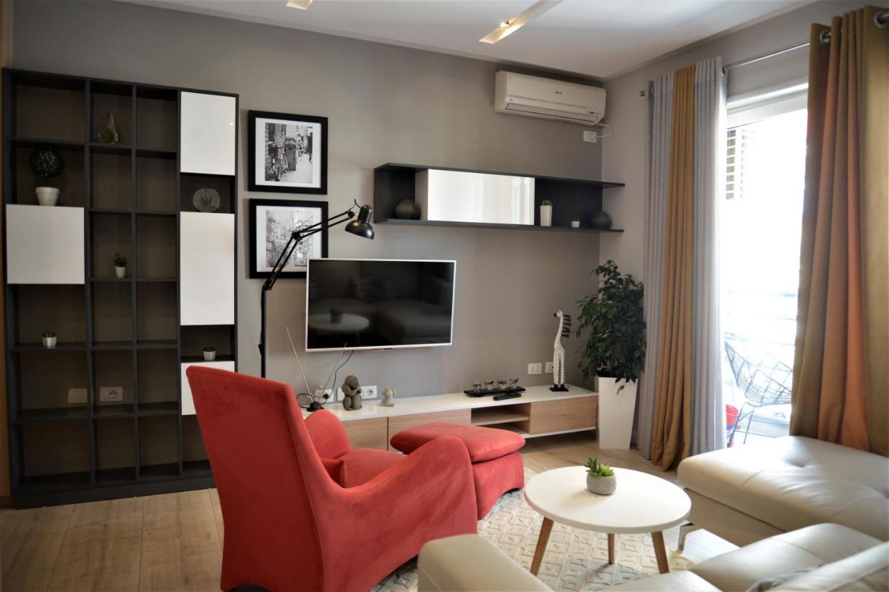 Haris Apartment Tirana No.2 Buitenkant foto